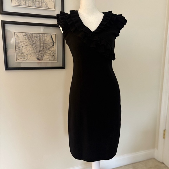 EUC - Chelsea & Theodore 100% Cashmere Little Black Dress – Size 6 - Picture 1 of 6